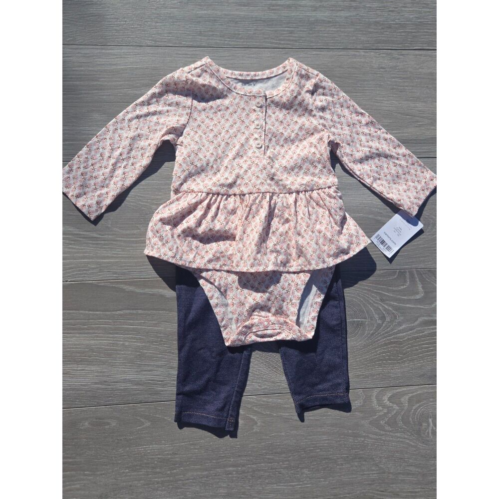 Carter's NWT 2-Piece Set